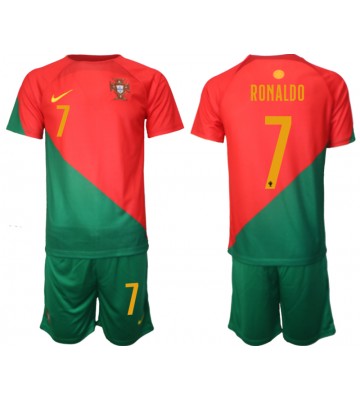 Lacne Dětský Futbalové dres Portugalsko Cristiano Ronaldo #7 MS 2022 Krátky Rukáv - Domáci (+ trenírky)